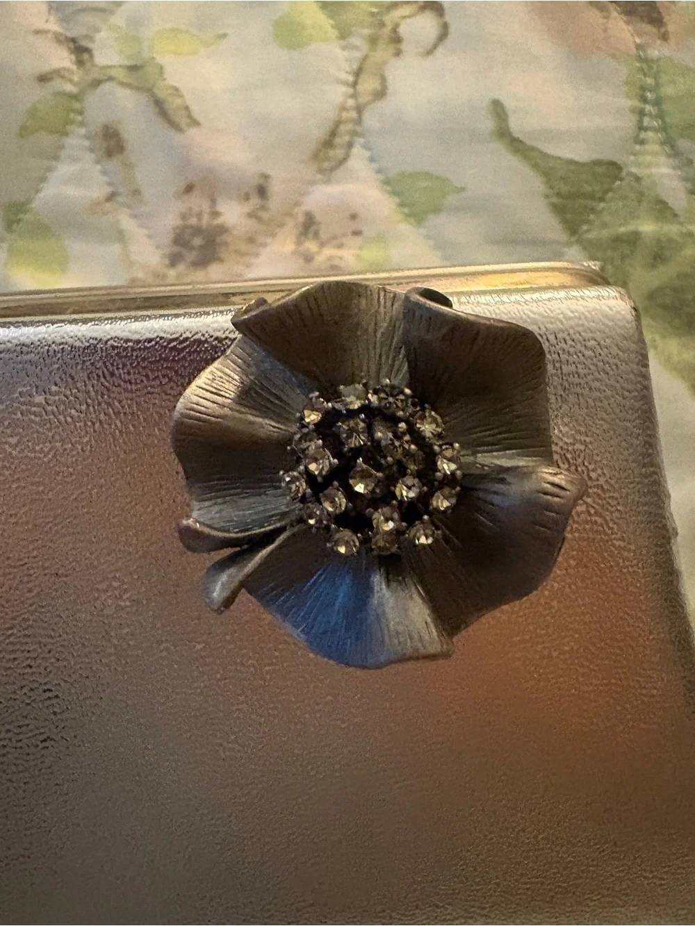 Vintage Silver Metallic Frame Clutch Purse Floral Brooch Pin Evening Bag Mad Men